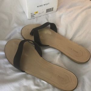 Nine West flats thong sandals